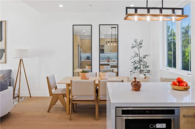 2420 Ives Lane B, Redondo Beach, CA 90278