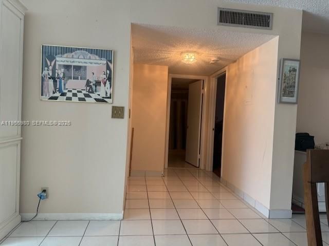 414 SE 10th St 102, Dania Beach, FL 33004