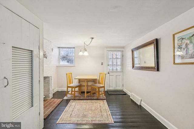 523 S LEITHGOW ST, Philadelphia, PA 19147