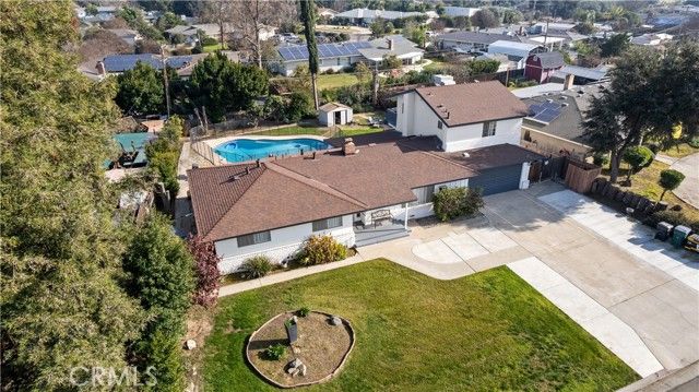 925 S Purdue Avenue, Fresno, CA 93727