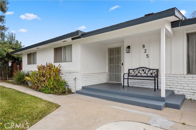 925 S Purdue Avenue, Fresno, CA 93727