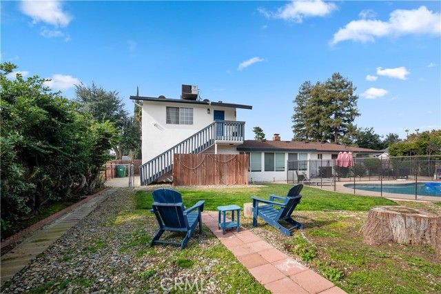 925 S Purdue Avenue, Fresno, CA 93727