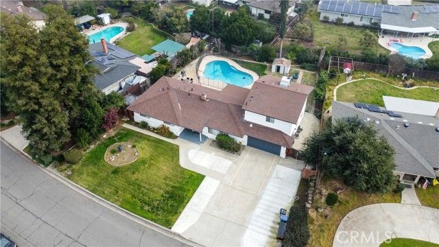 925 S Purdue Avenue, Fresno, CA 93727