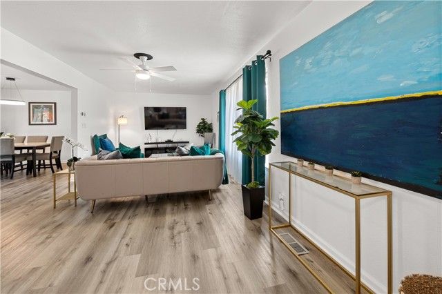 925 S Purdue Avenue, Fresno, CA 93727