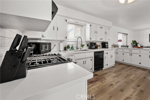 925 S Purdue Avenue, Fresno, CA 93727