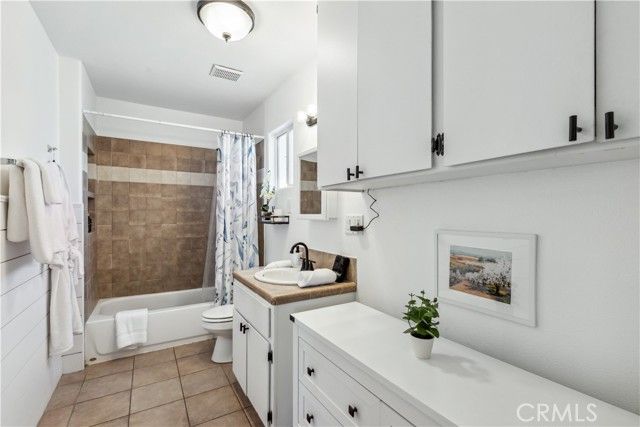 925 S Purdue Avenue, Fresno, CA 93727