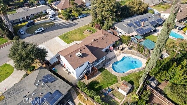 925 S Purdue Avenue, Fresno, CA 93727