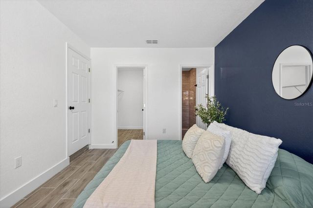 3203 DELRAY DRIVE, Tampa, FL 33619