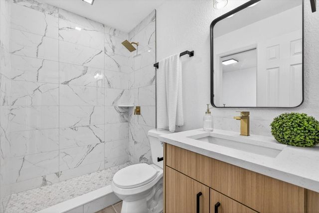 3203 DELRAY DRIVE, Tampa, FL 33619