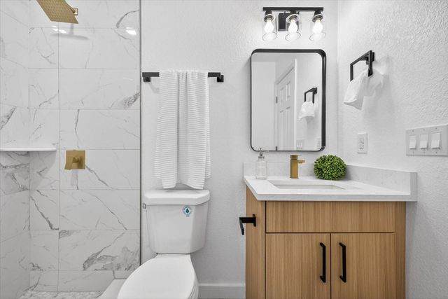 3203 DELRAY DRIVE, Tampa, FL 33619