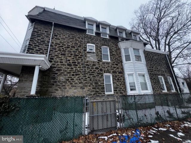 6701 LANSDOWNE AVE, Philadelphia, PA 19151