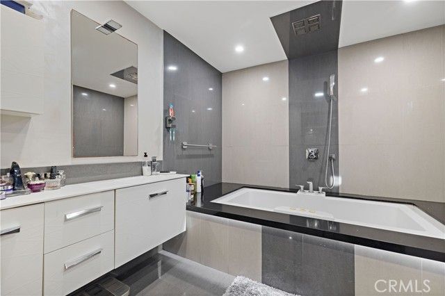 7807 Stansbury, Panorama City (los Angeles), CA 91402