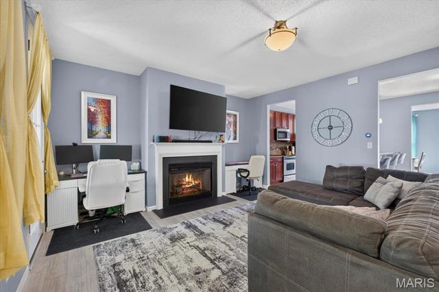 3409 E Lime Kiln, St Charles, MO 63301