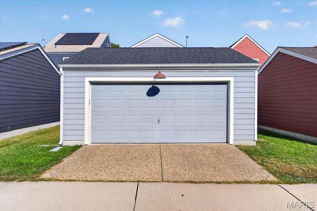 3409 E Lime Kiln, St Charles, MO 63301