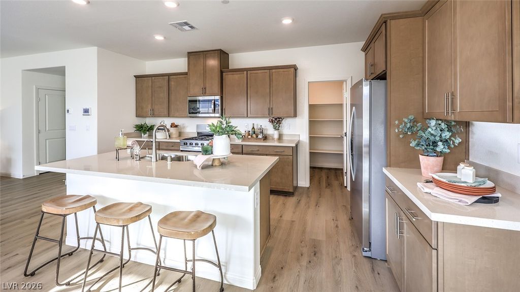 561 Ivory Peacock Ct, Henderson, NV 89011 — photo 4