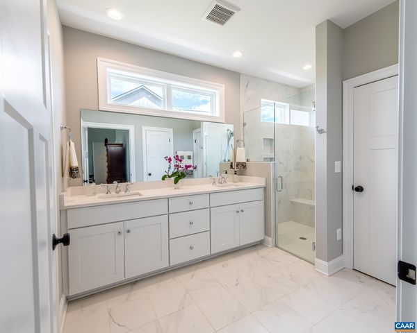 28 RED PINE DR, Zion Crossroads, VA 22942