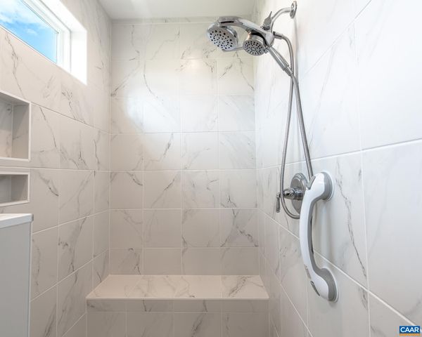 28 RED PINE DR, Zion Crossroads, VA 22942