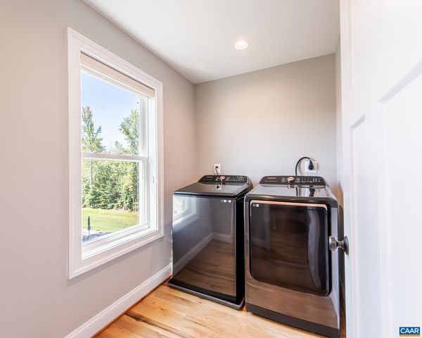 28 RED PINE DR, Zion Crossroads, VA 22942