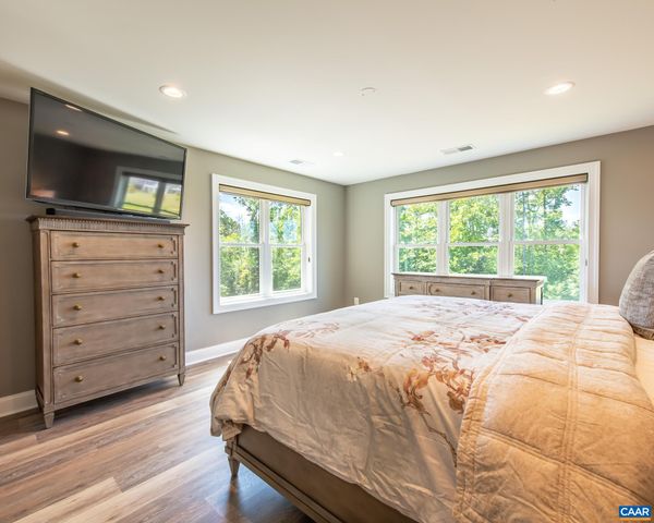 28 RED PINE DR, Zion Crossroads, VA 22942