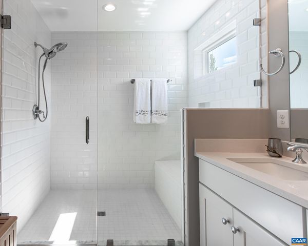 28 RED PINE DR, Zion Crossroads, VA 22942