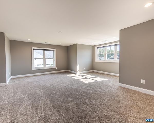 28 RED PINE DR, Zion Crossroads, VA 22942