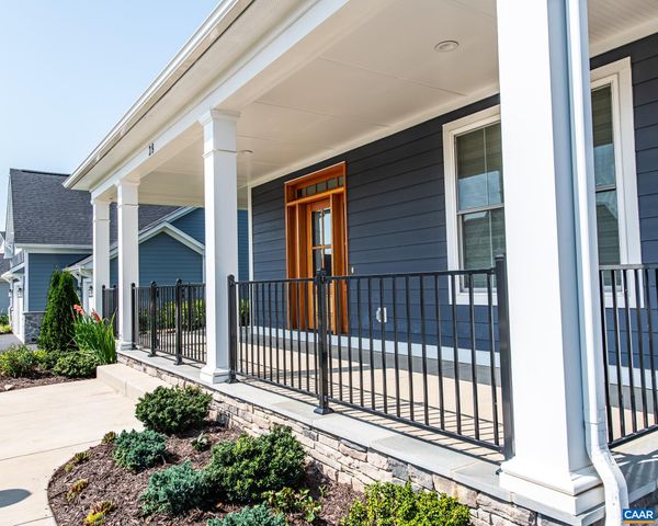 28 RED PINE DR, Zion Crossroads, VA 22942