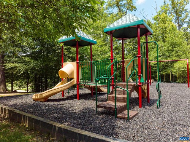 28 RED PINE DR, Zion Crossroads, VA 22942