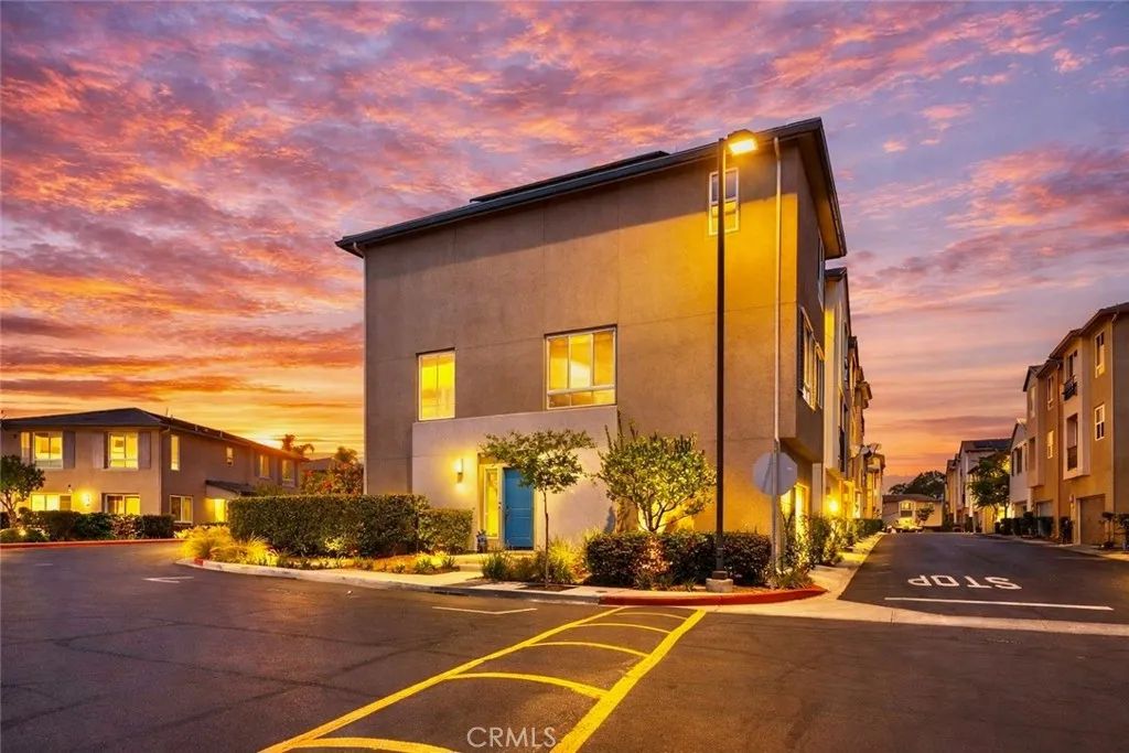 12027 Acadia Court, Hawthorne, CA 90250