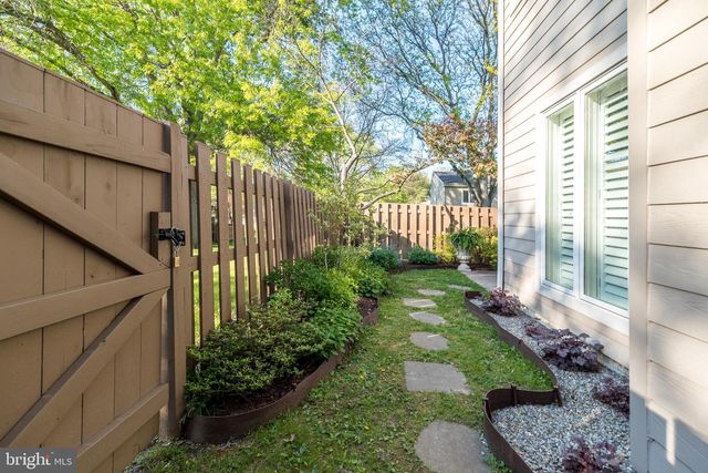 231 HASTINGS CT, Doylestown, PA 18901