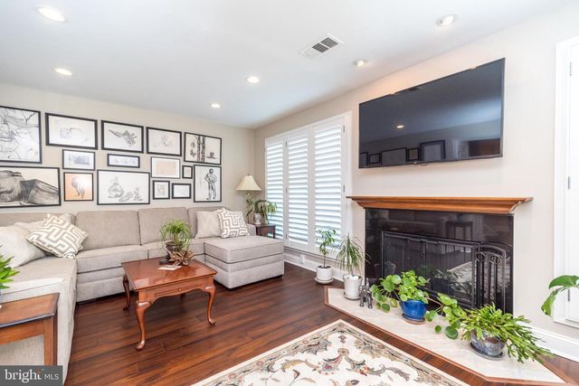 231 HASTINGS CT, Doylestown, PA 18901