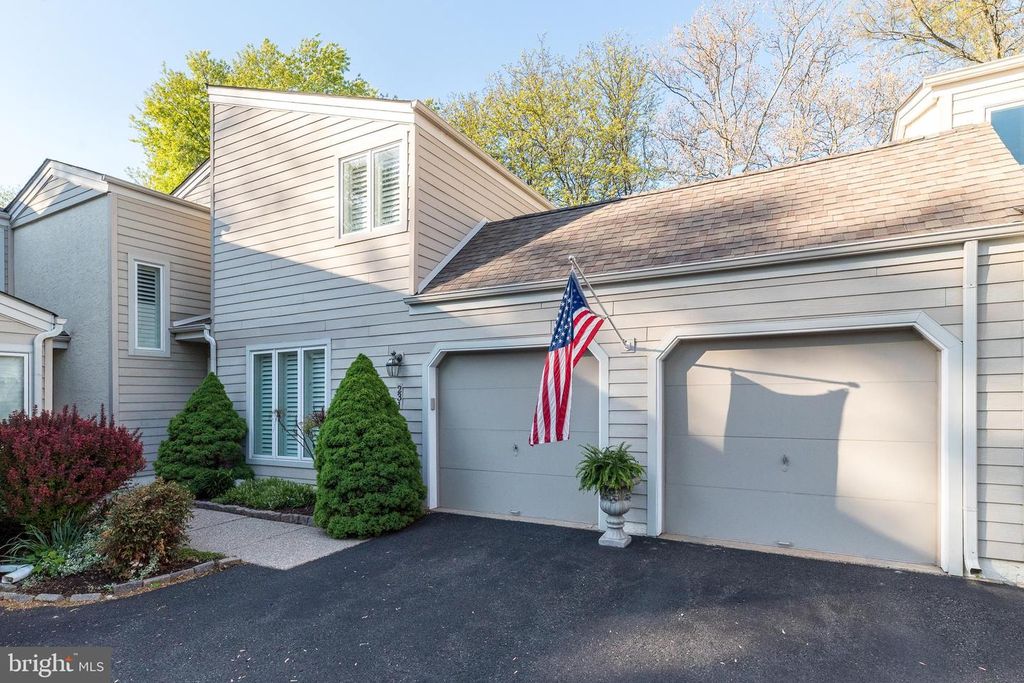 231 HASTINGS CT, Doylestown, PA 18901