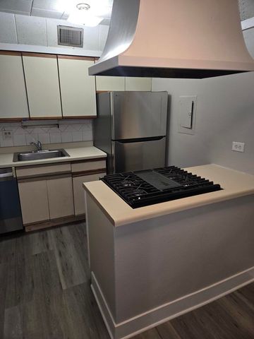 1808 Fayette Walk Avenue H, Hoffman Estates, IL 60194