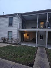 1808 Fayette Walk Avenue H, Hoffman Estates, IL 60194