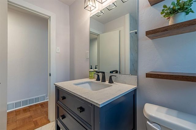 2136 Barclay Road, Oklahoma City, OK 73120