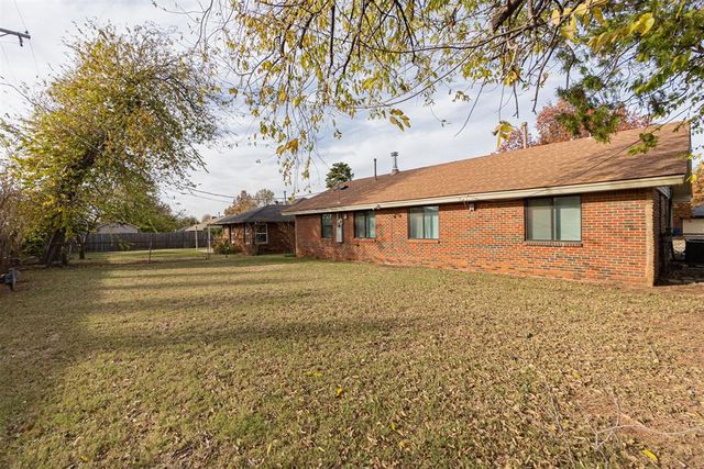 2136 Barclay Road, Oklahoma City, OK 73120