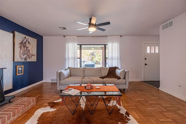 2136 Barclay Road, Oklahoma City, OK 73120