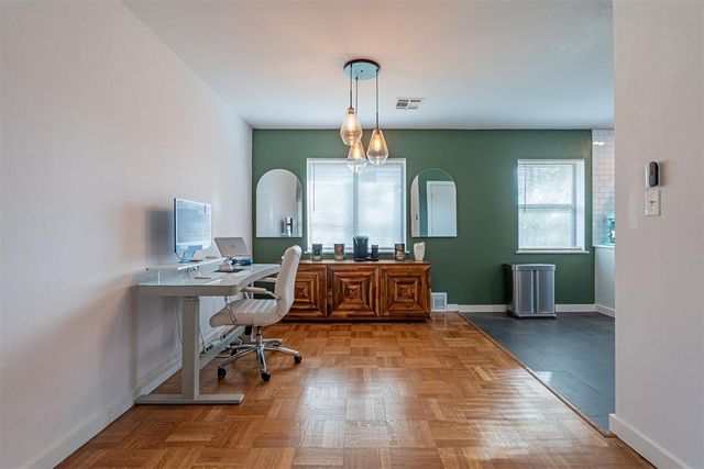 2136 Barclay Road, Oklahoma City, OK 73120