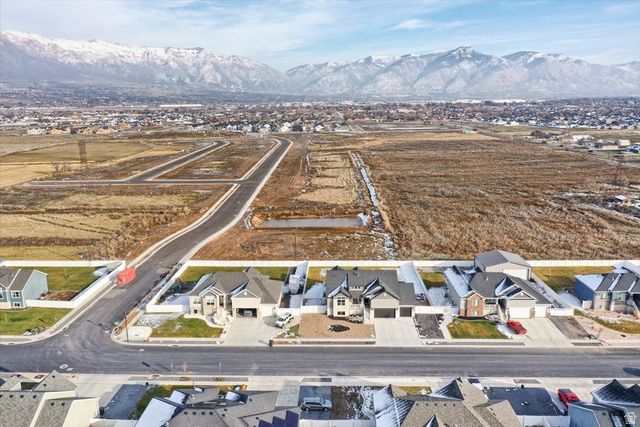 2714 N 3200 W, Plain City, UT 84404