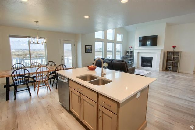 2714 N 3200 W, Plain City, UT 84404