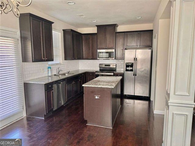 1958 Paxton Ridge Lane, Lilburn, GA 30047