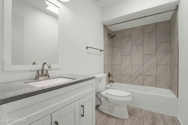 7408 E Wandering Road, Tucson, AZ 85750