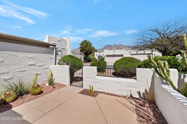7408 E Wandering Road, Tucson, AZ 85750