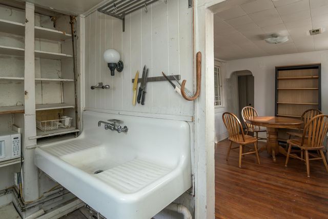 263 W North Broadway Street, Columbus, OH 43214