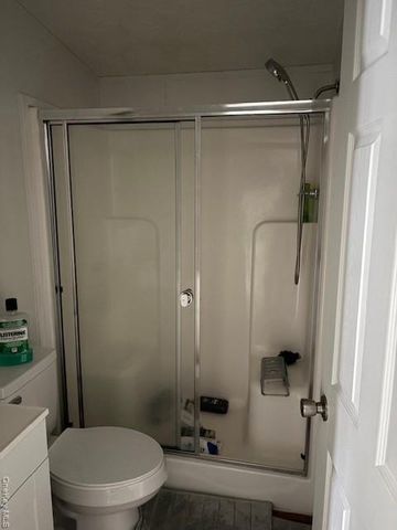 A9 Ash St, Riverhead, NY 11901