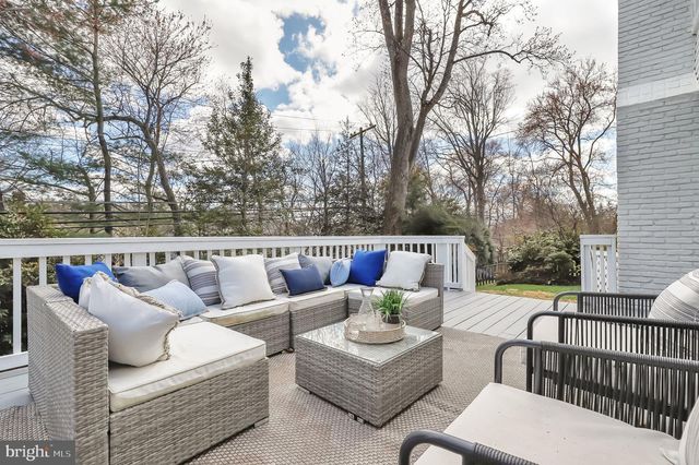 11111 LAMPLIGHTER LN, Potomac, MD 20854