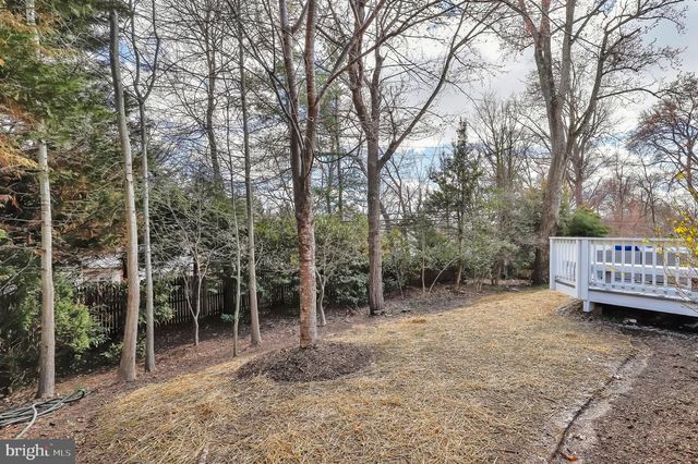 11111 LAMPLIGHTER LN, Potomac, MD 20854