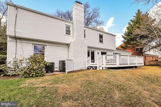 11111 LAMPLIGHTER LN, Potomac, MD 20854