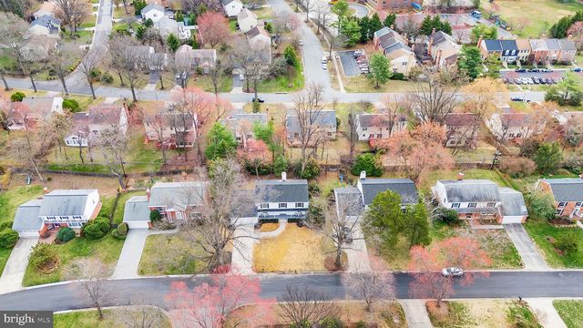 11111 LAMPLIGHTER LN, Potomac, MD 20854