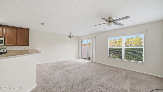 1500 CALMING WATER Drive 4605, Fleming Island, FL 32003