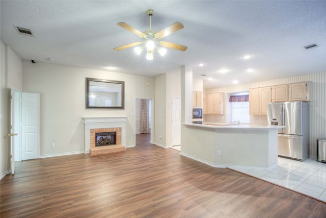 6757 Burr Oak Drive, Plano, TX 75023